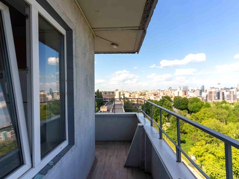 квартира за адресою Романа Ратушного вул. (Волгоградська), 5