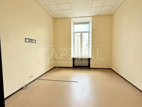 коммерческая по адресу Крещатик ул. (Kreschatic), 6