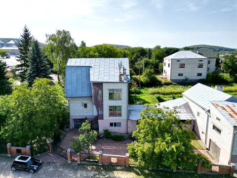 дом по адресу стефаника, 44