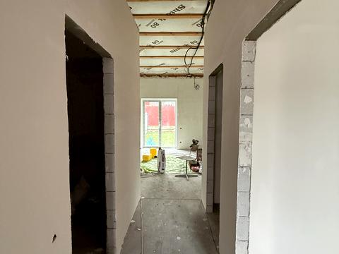 дом по адресу Весенняя ул.