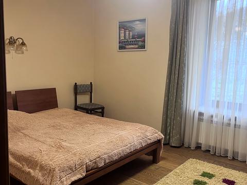 будинок за адресою Новоселів