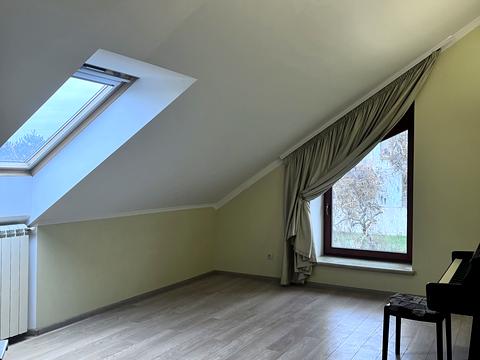 будинок за адресою Новоселів