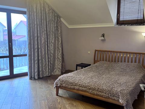 будинок за адресою Новоселів