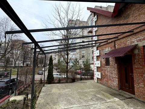 комерційна за адресою Струмок вул., 24