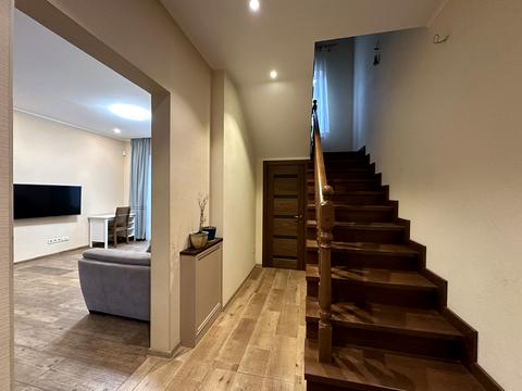 дом по адресу Українська ул.