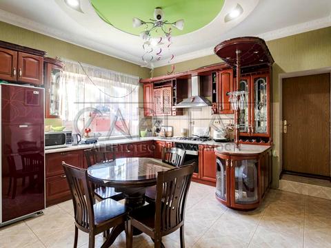 будинок за адресою Абрикосова