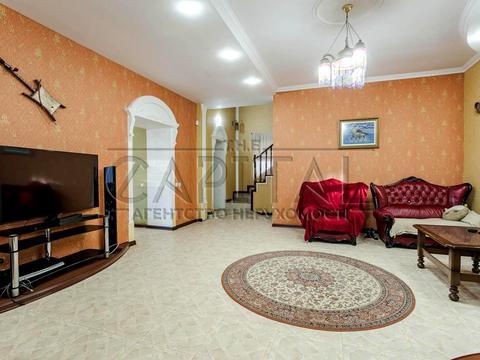 будинок за адресою Абрикосова