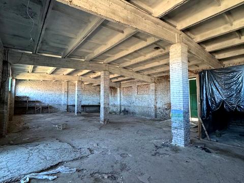 комерційна за адресою Богдана Хмельницького вул., 39а