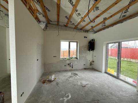 дом по адресу Весенняя ул.