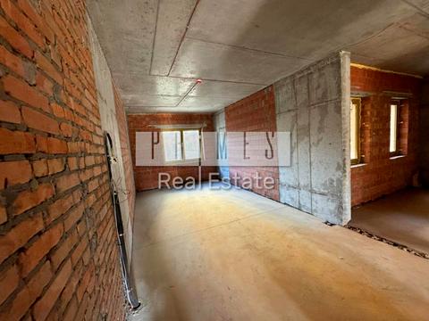 комерційна за адресою Юрія Кондратюка вул., 5