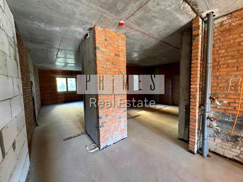 комерційна за адресою Юрія Кондратюка вул., 5