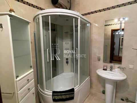 квартира за адресою Шота Руставелі вул., 44