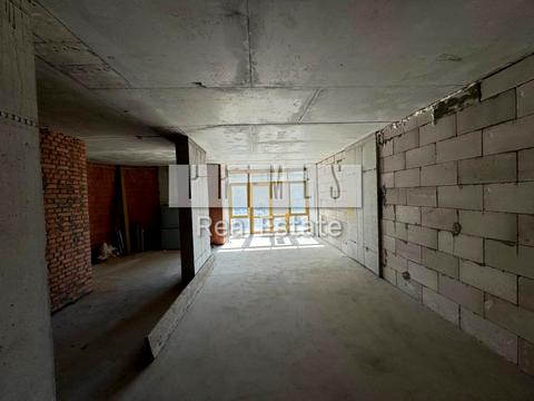 комерційна за адресою Юрія Кондратюка вул., 5