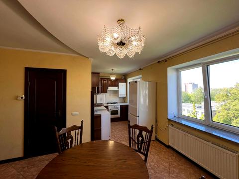 квартира по адресу Александра Борисенко ул. (Короленка), 2