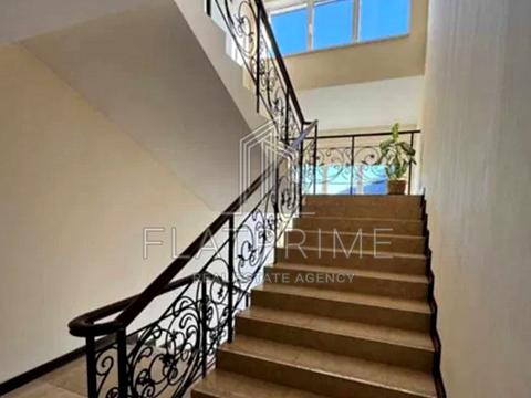 коммерческая по адресу Нижний Вал ул., 15