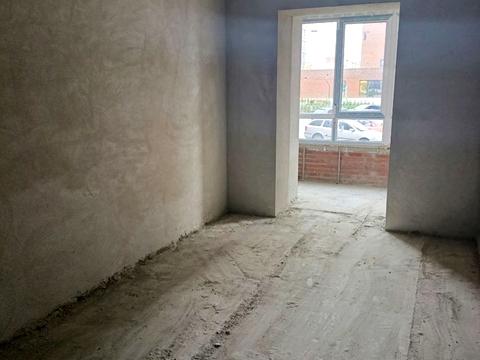 квартира за адресою Домбровського вул., 35/2