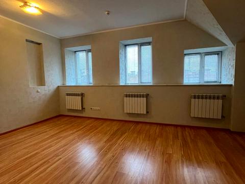 комерційна за адресою Київ, Саксаганського вул., 22-Б