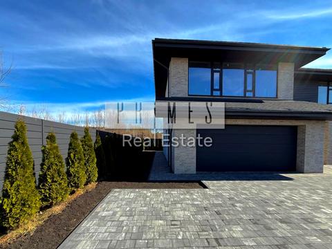 будинок за адресою Вишнева вул.