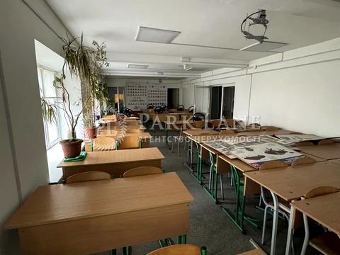 комерційна за адресою Київ, Світлицького вул., 13