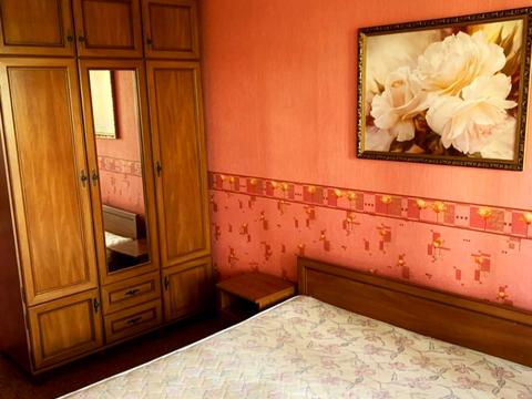 квартира за адресою Всіхсвятська вул. (50 років СРСР), 6