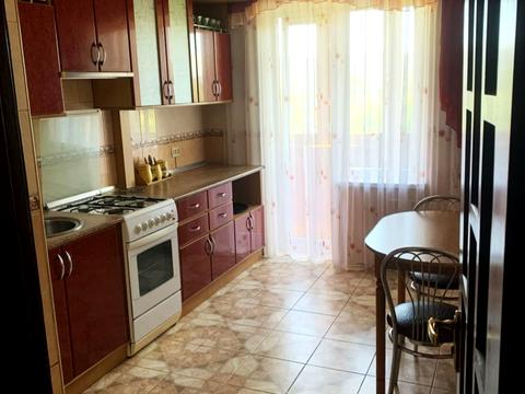 квартира за адресою Всіхсвятська вул. (50 років СРСР), 6