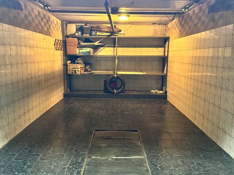 паркомісце за адресою Володимира Івасюка просп. (Героїв Сталінграду), 22