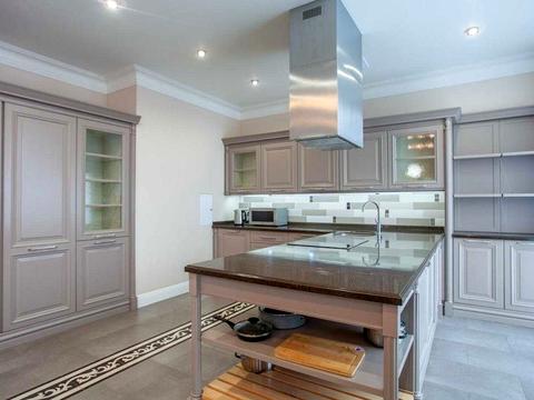 квартира за адресою Андрія Верхогляда вул. (Михайла Драгомирова), 14