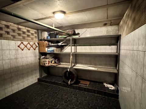 паркомісце за адресою Володимира Івасюка просп. (Героїв Сталінграду), 22