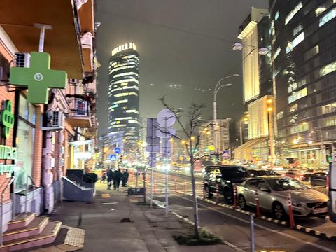 комерційна за адресою Басейна вул., 15