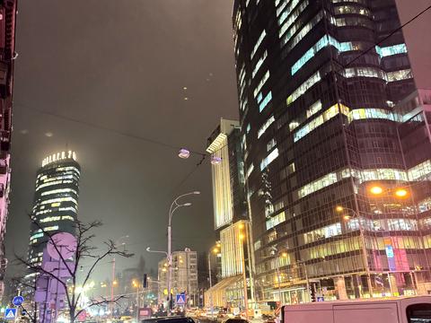 комерційна за адресою Басейна вул., 15