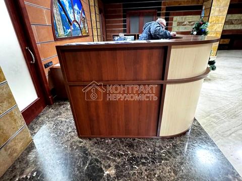 комерційна за адресою Аерокосмічний просп., 20