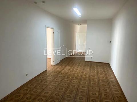 квартира за адресою Дніпровська набережна вул., 19-В