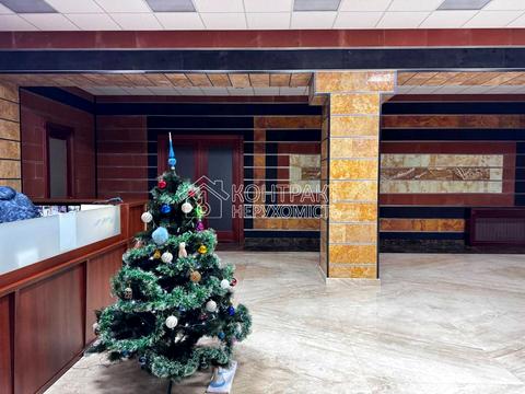 комерційна за адресою Аерокосмічний просп., 20