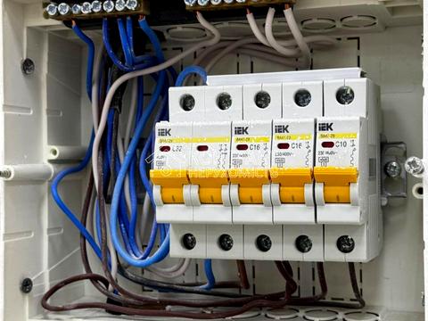 комерційна за адресою Аерокосмічний просп., 20