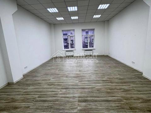 комерційна за адресою Аерокосмічний просп., 20