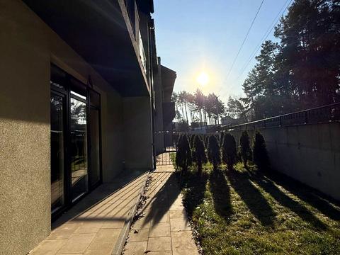 будинок за адресою Коновальця, 40