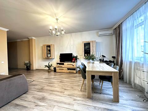 квартира за адресою Володимира Івасюка просп. (Героїв Сталінграду), 2-Д