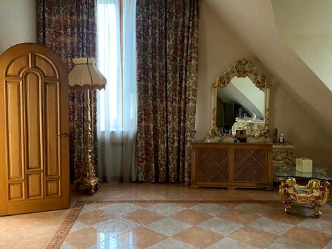 будинок за адресою Анатолія Солов'яненка вул.