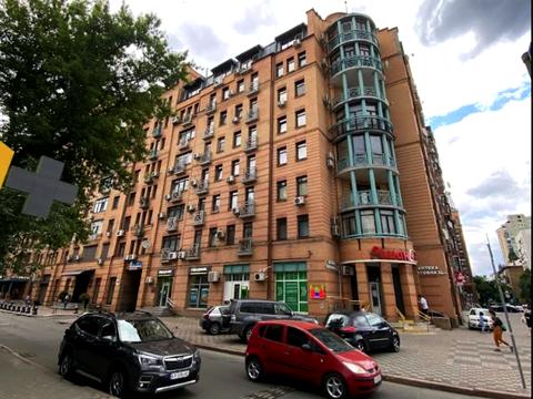 комерційна за адресою Панаса Мирного вул., 16/13