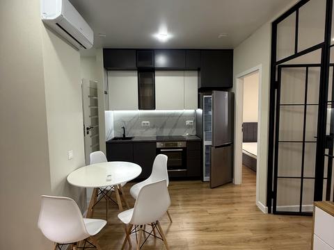 квартира за адресою Перлинна вул., 8