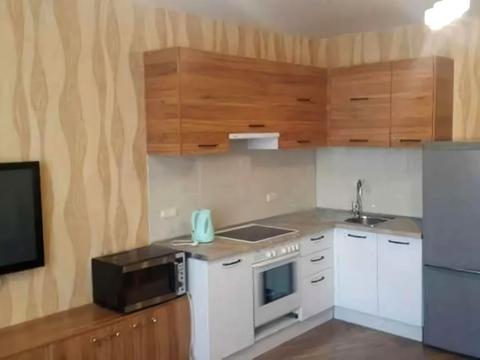 квартира по адресу Александра Попова ул., 3