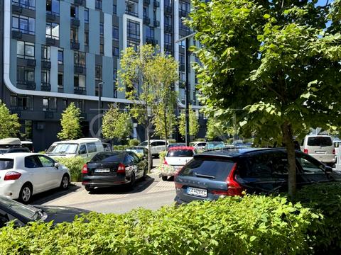 комерційна за адресою Тадея Рильського бульв., 1