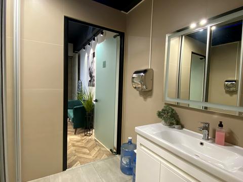 коммерческая по адресу Бастионная ул., 4