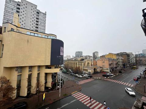 квартира за адресою Шота Руставелі вул., 5/14