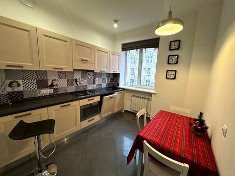 квартира за адресою Шота Руставелі вул., 5/14