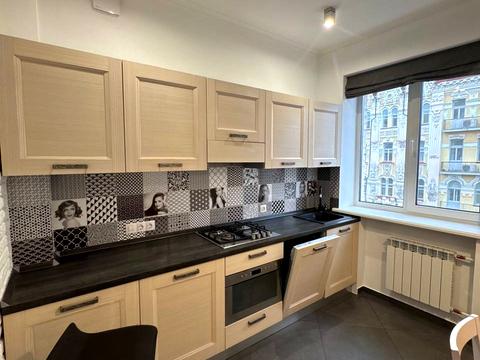 квартира за адресою Шота Руставелі вул., 5/14