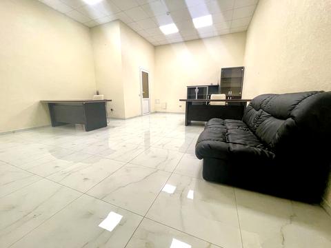 комерційна за адресою Трамвайна, 3