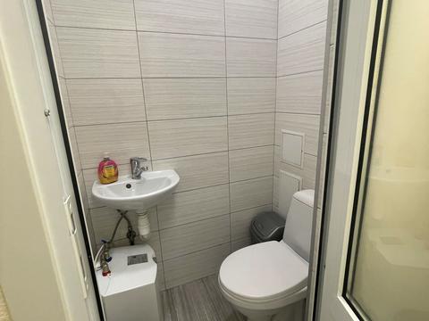 комерційна за адресою Трамвайна, 3