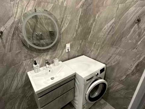 квартира за адресою Олени Теліги вул., 25