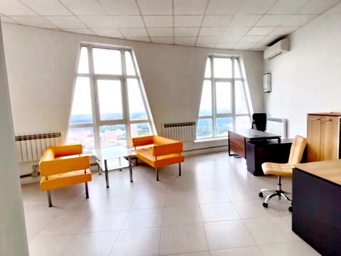 комерційна за адресою Кловський узвіз (Кловський), 7